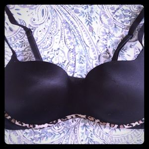 Victoria’s Secret bra 34 D